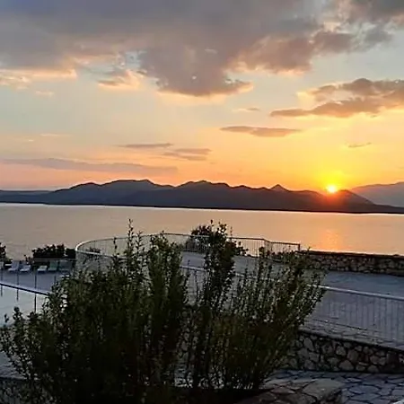 Sunrise Nikiana Lefkáda